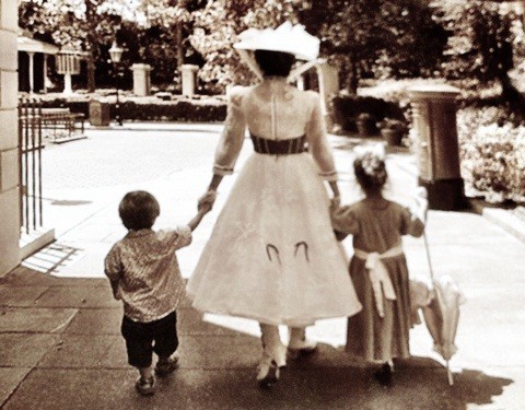 mary-poppins-kids