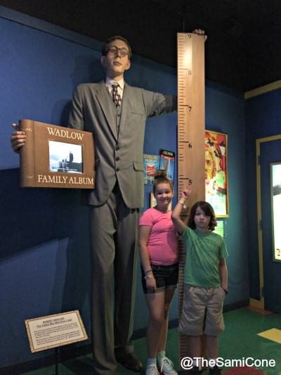 ripleys-worlds-tallest-man