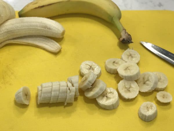 sliced-bananas