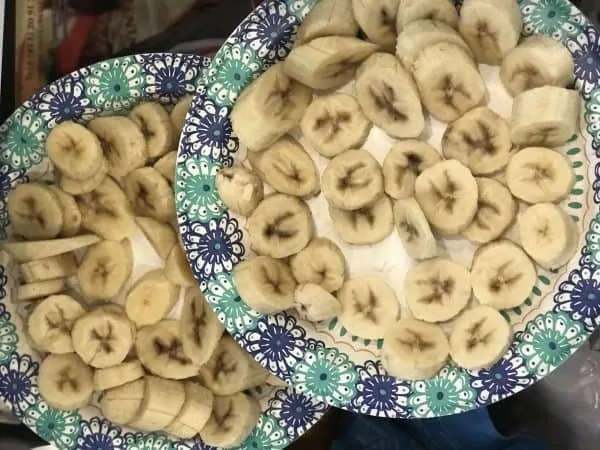 sliced-bananas-freezer