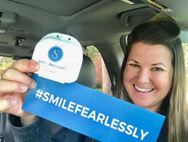 Smile Brilliant Teeth Whitening Kit Review & Giveaway {The Daily Dash: October 19, 2018}