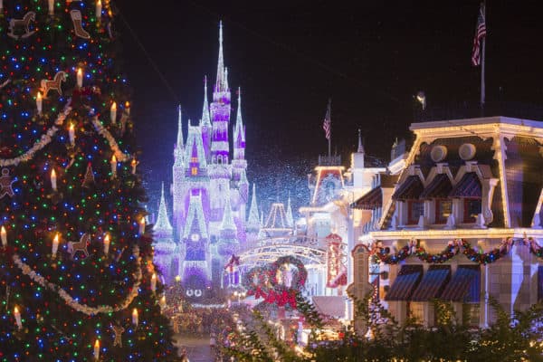 ABC and Disney Channel Bring Disney Parks Holiday Magic to Viewers with Three Star-Studded Specials