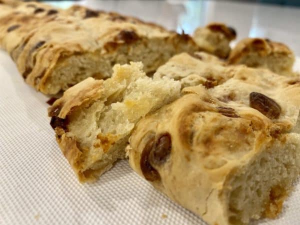 Baking Club Med White Chocolate Bread at home