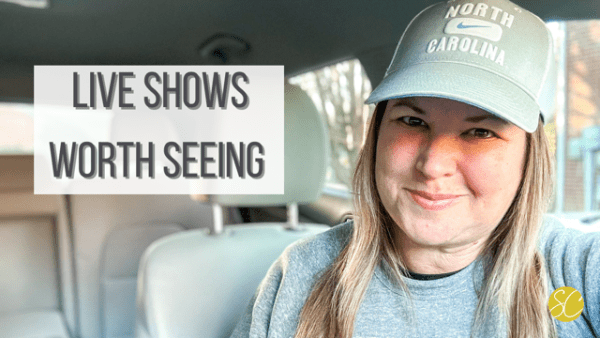 Live Shows Worth Seeing {Daily Dash: December 12, 2022}
