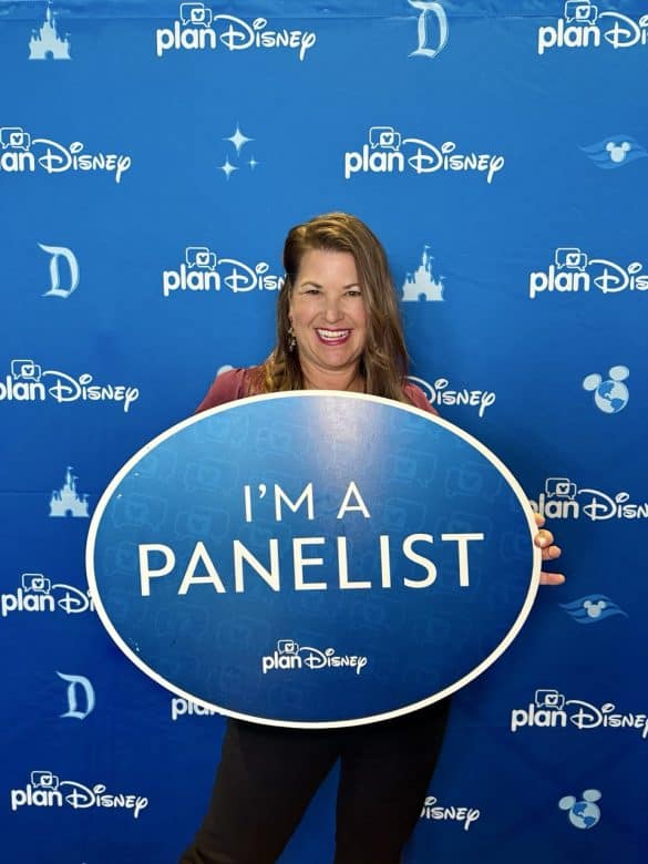 planDisney panelist sign Sami c 1